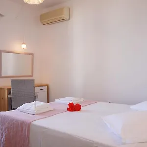 https://maria-elena-pension.hotels-in-mykonosisland.net