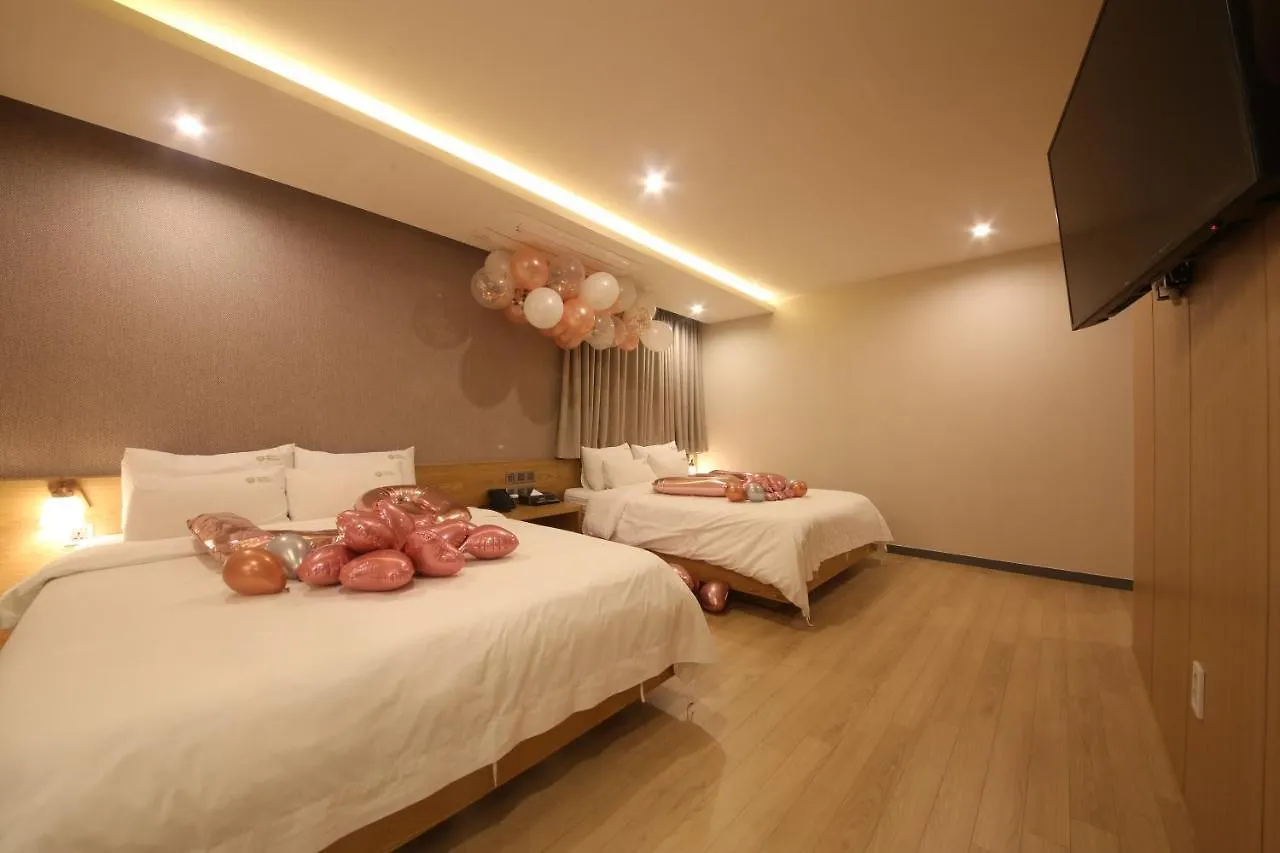 Hotel Prima Пусан 3*,