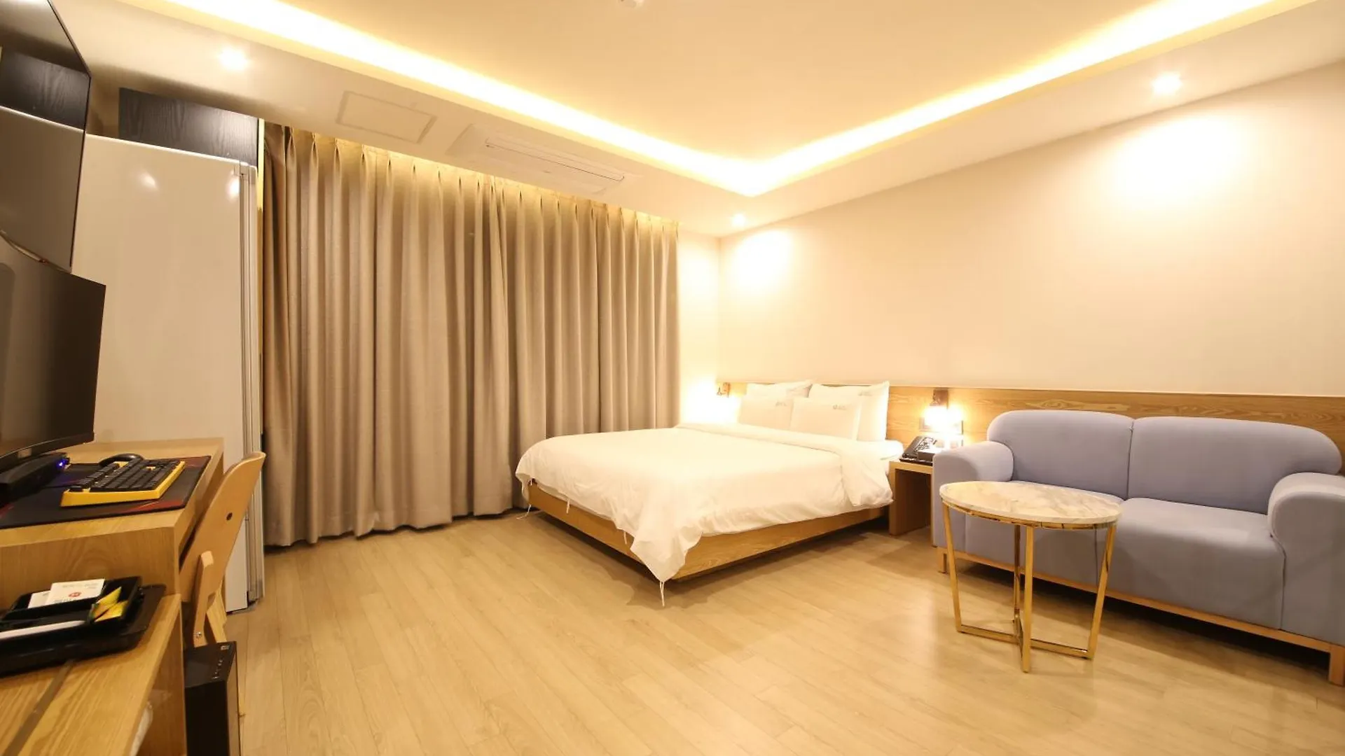 Hotel Prima Пусан