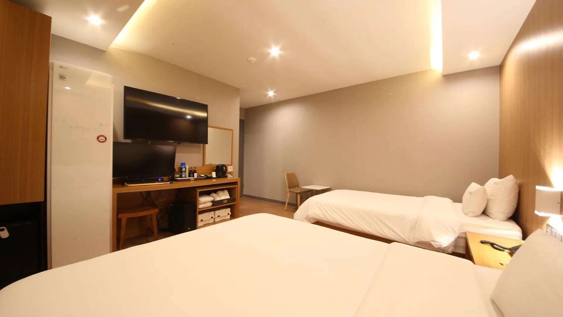 Hotel Prima Пусан