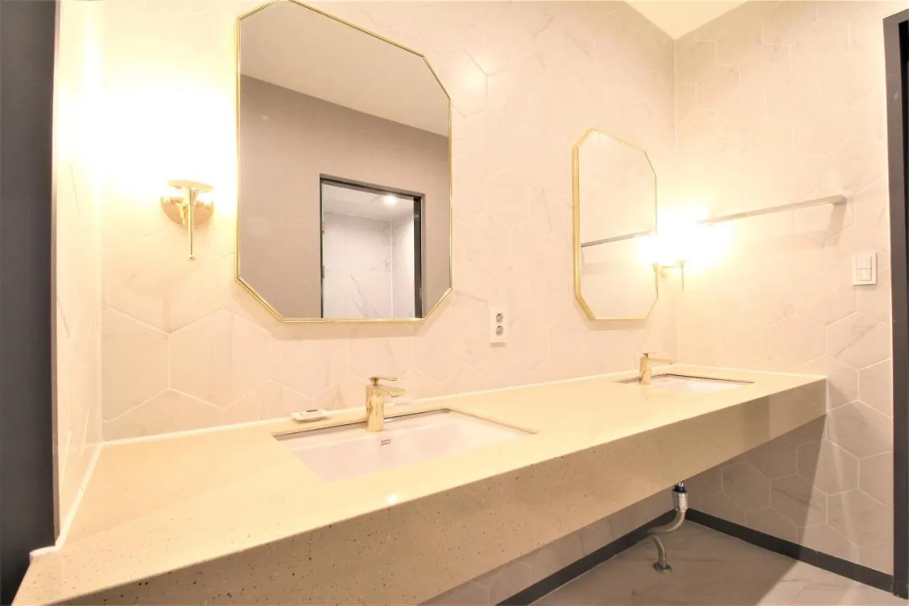 Hotel Prima Пусан